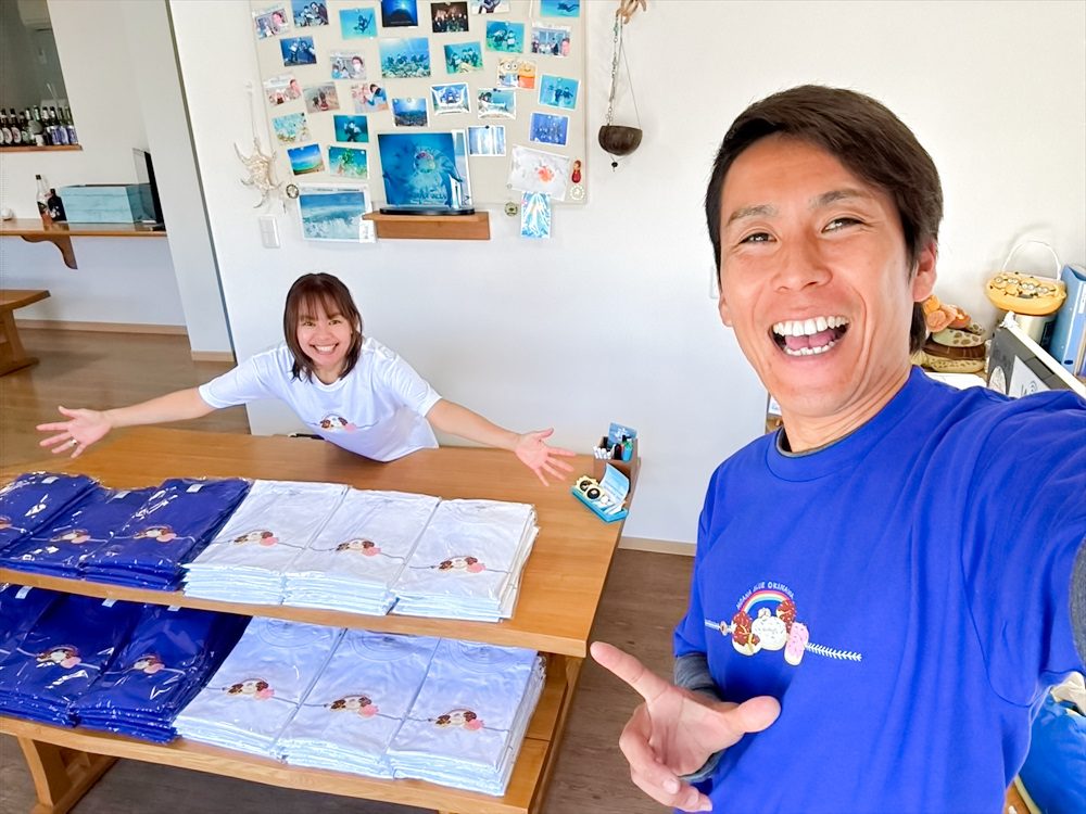 ウミウシTシャツ｜モアナブルー